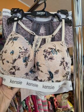 Kensie Blush Floral Lace Push-Up Bra Set with Blue & Purple Accents